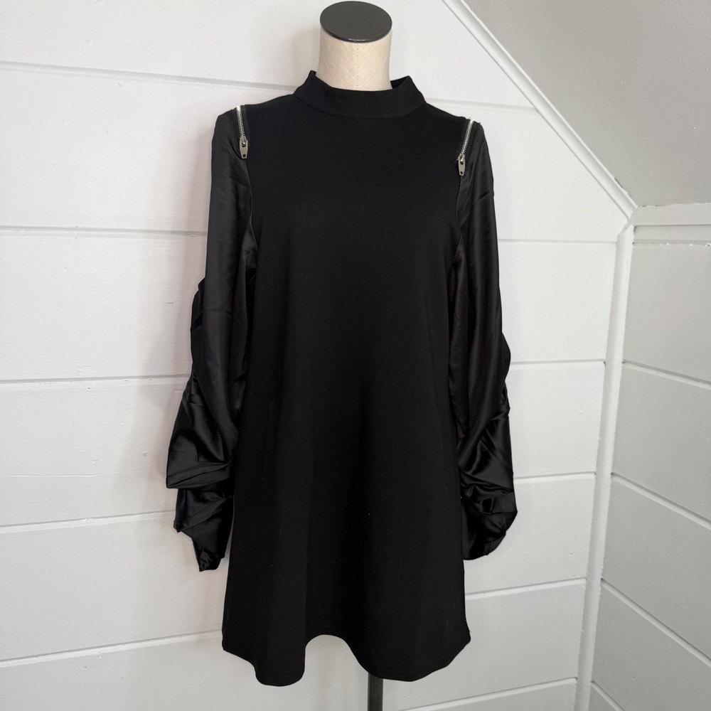 Katie Hewko Dress‎ Large Black Shoulder Zippers Long Sleeve Cold Shoulder